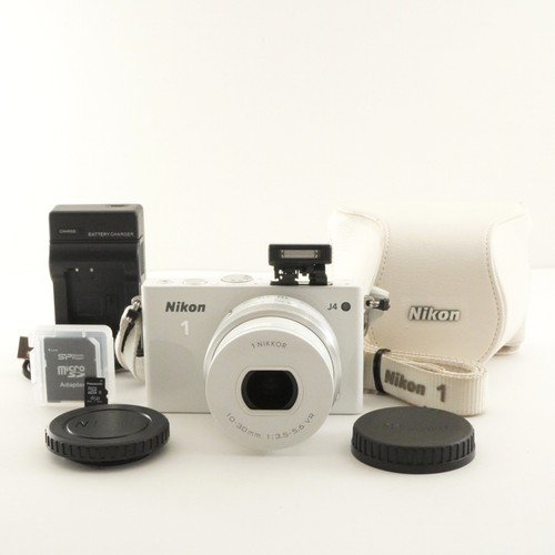 822 scatti nikon - 1, j4